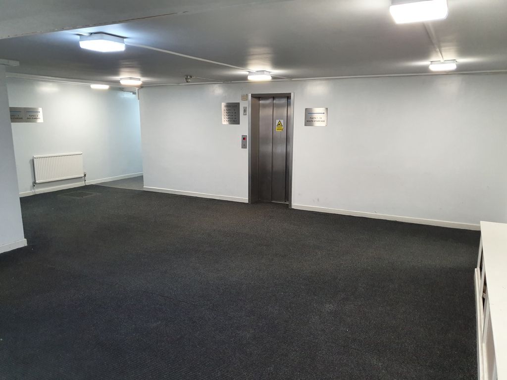 Property photo 3 of 8