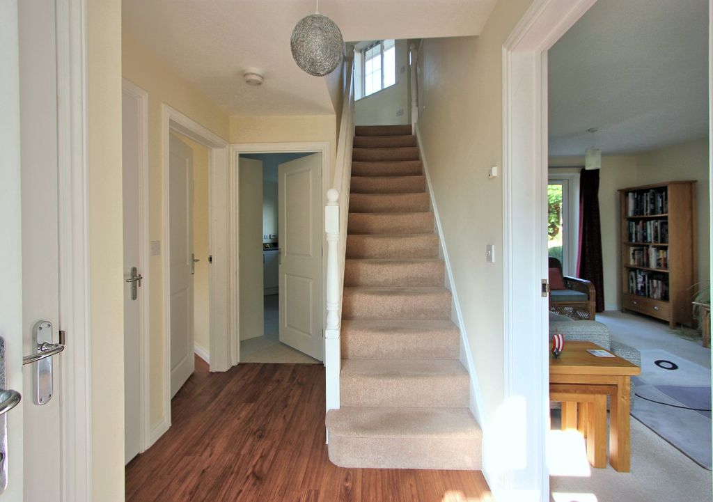 Property photo 2 of 12 Picture No. 08