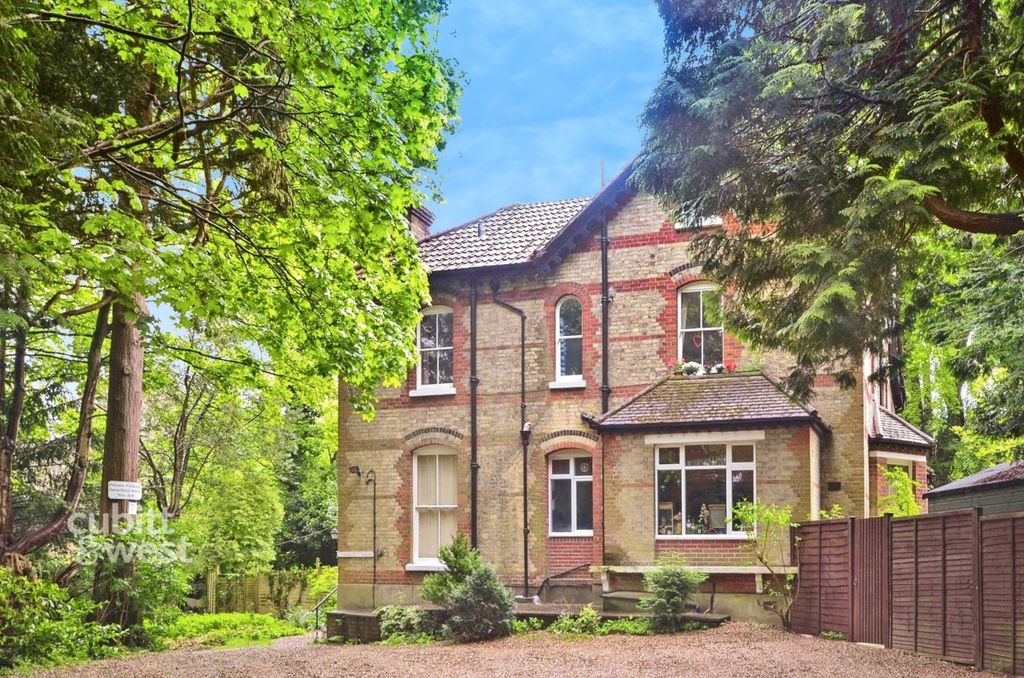 Property photo 1 of 10 5B52B2E3-90134Lca