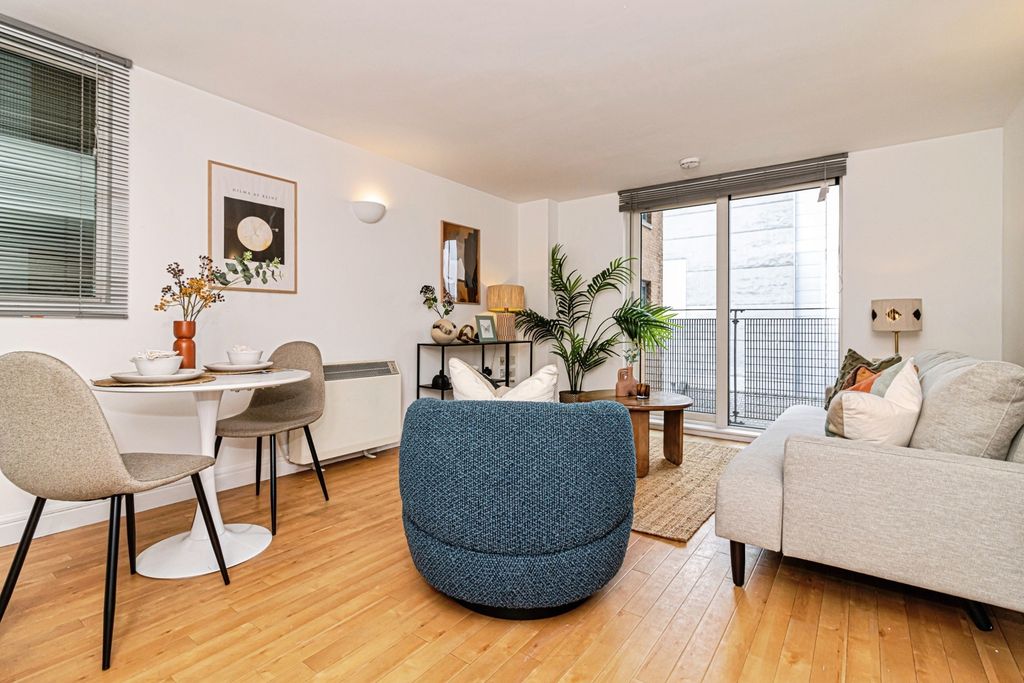 Property photo 2 of 29 Photo