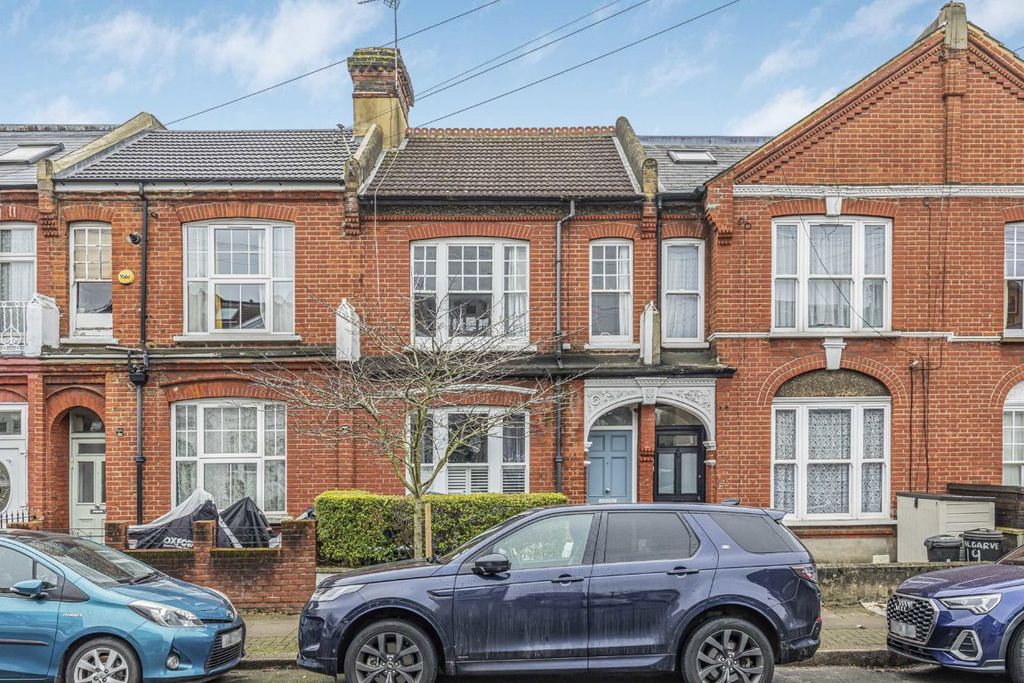 Property photo 1 of 4