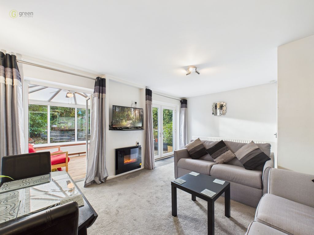 Property photo 2 of 19 Cam03830G0-Pr0237-Still015