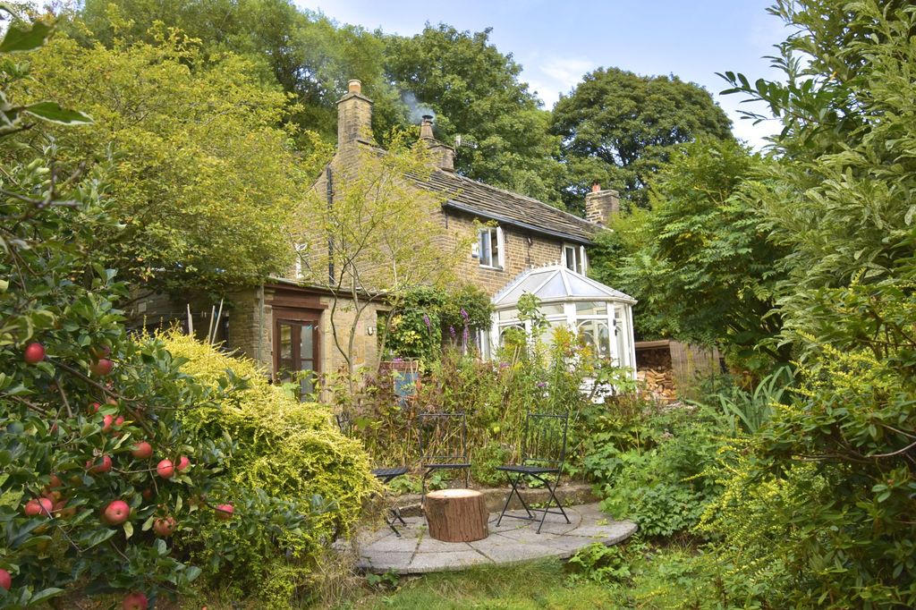 Property photo 1 of 22
