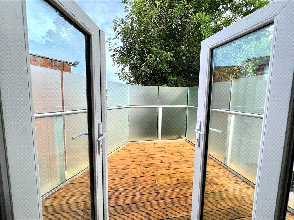 Property photo 1 of 8 Picture No. 01