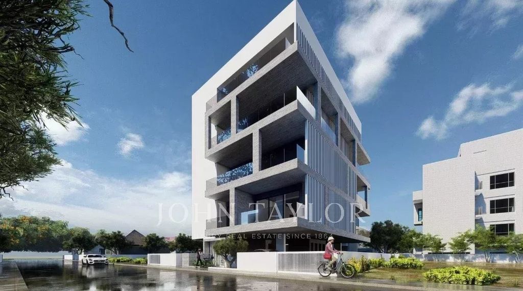 Property photo 3 of 20