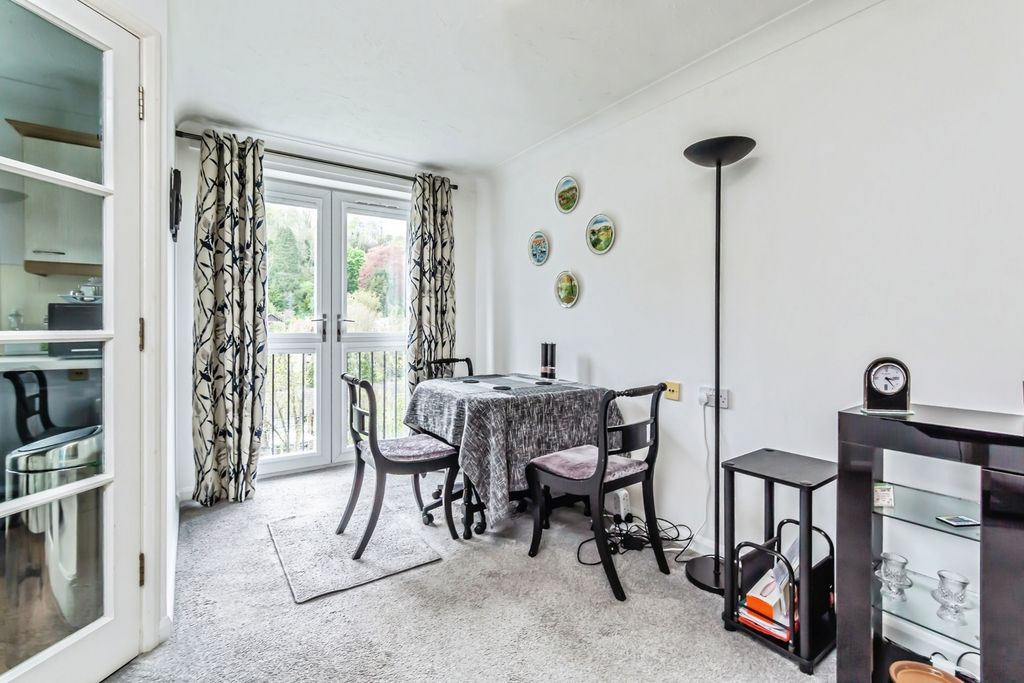 Property photo 2 of 16 Pbox-Img.Jpg