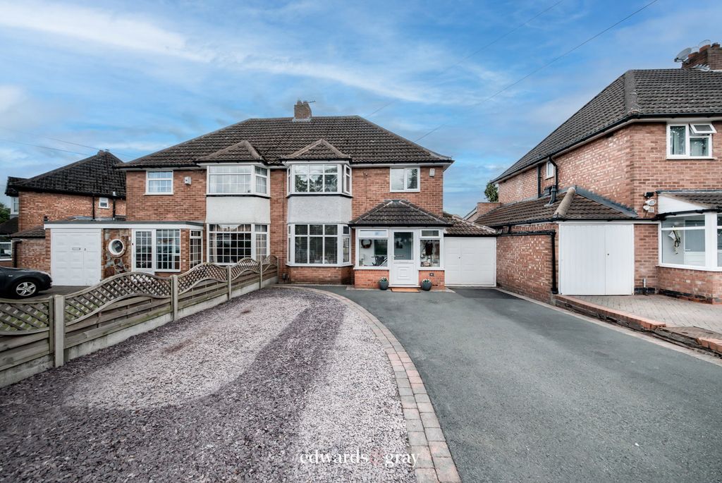 Property photo 1 of 29