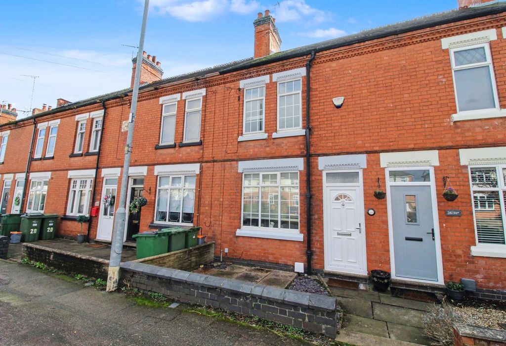 Property photo 1 of 12