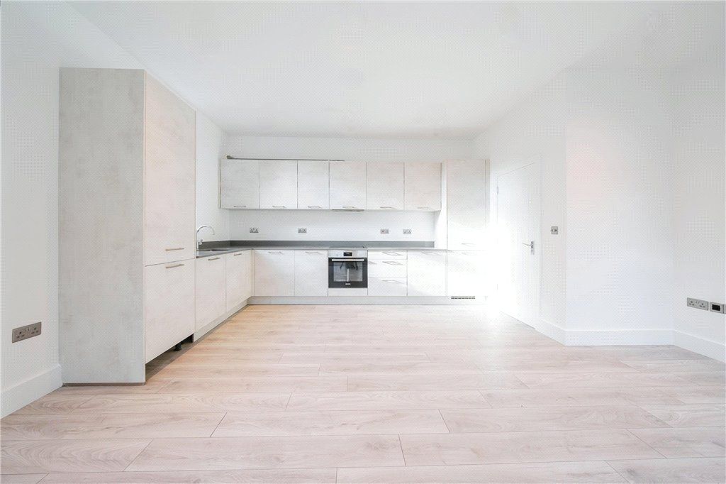 Property photo 1 of 16 Picture No. 19