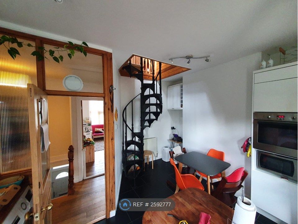 Property photo 1 of 14 Kitchen