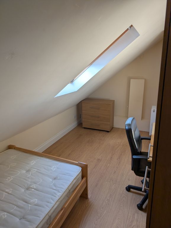 Property photo 3 of 3