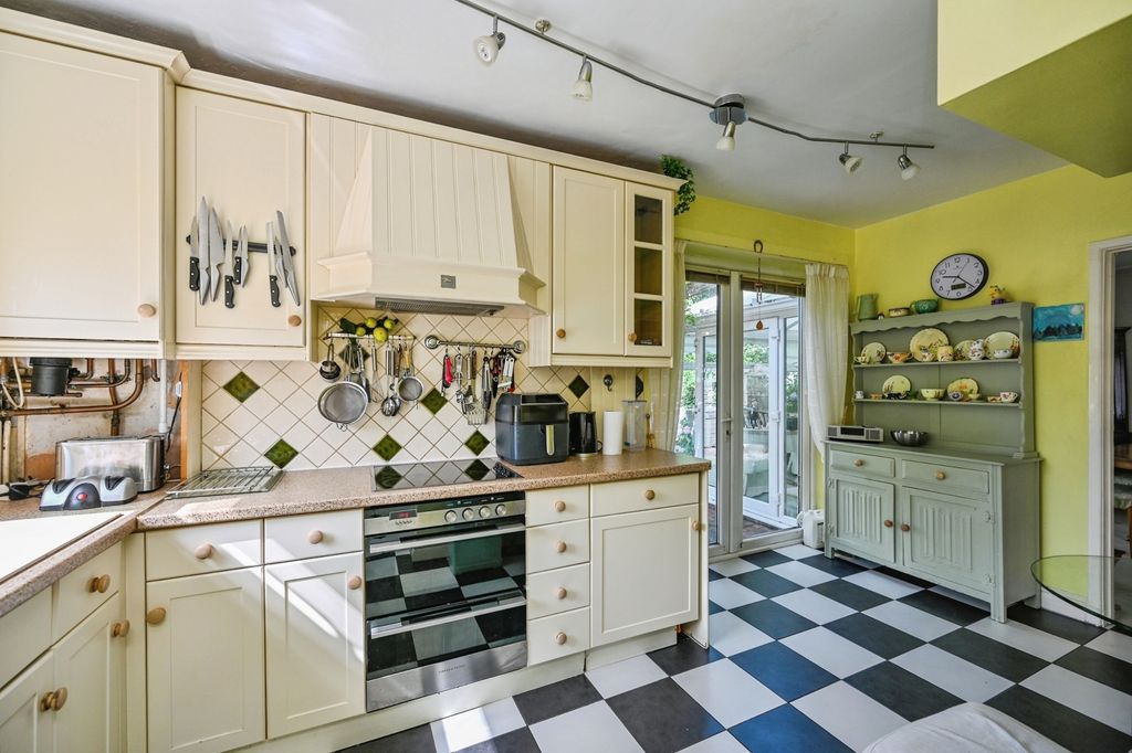 Property photo 2 of 17 Pbox-Img.Jpg