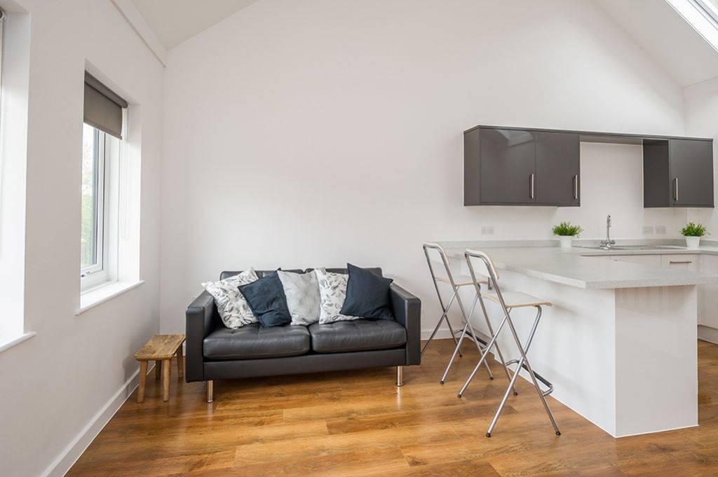 Property photo 3 of 15 Living Room