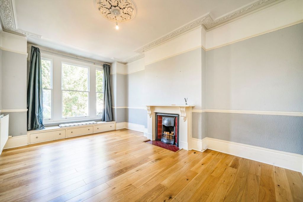 Property photo 2 of 4
