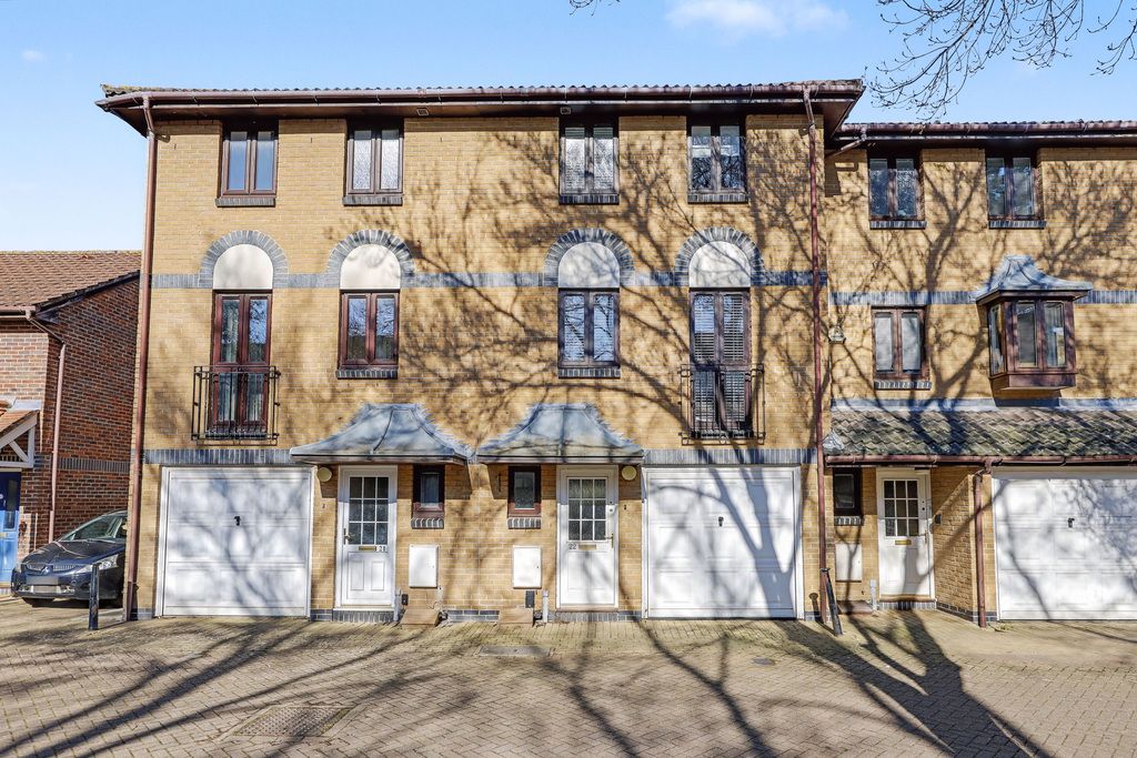 Property photo 1 of 19