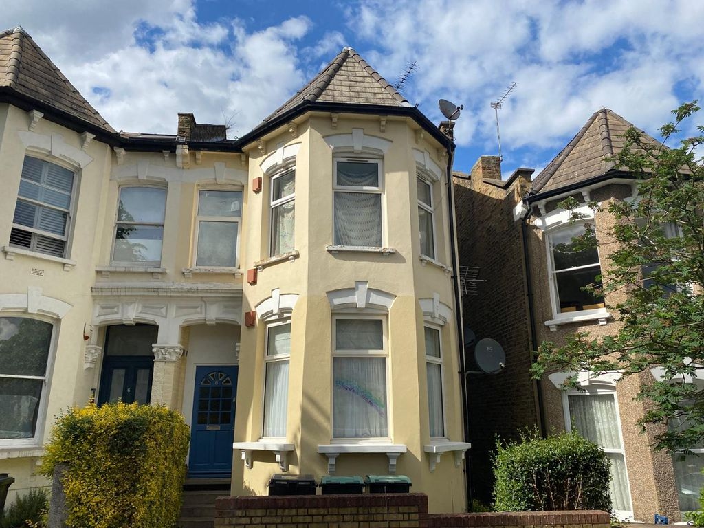 Property photo 1 of 12