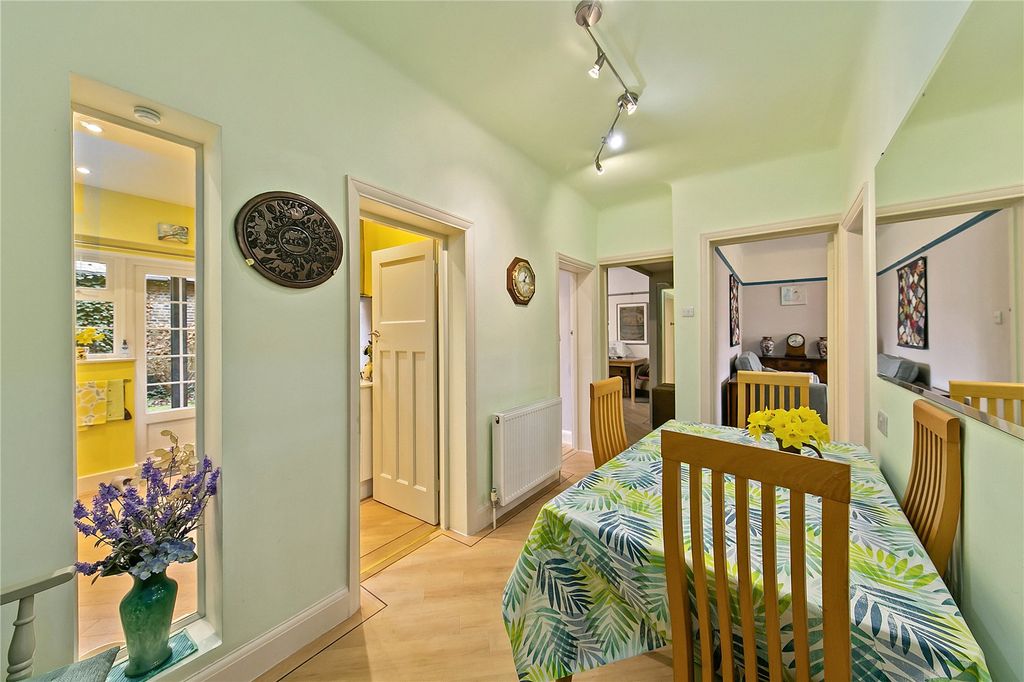 Property photo 3 of 7 Picture No. 21