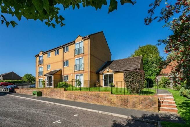 Property photo 1 of 12 Pggo4Q6Yyymvoqxcxmepapp-Pqs.Jpg