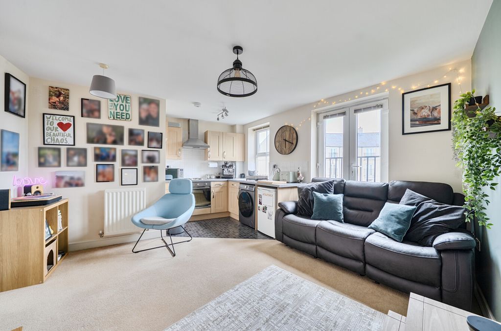 Additional image 5 of 1 bed flat for saleBritten Road, Redhouse, Swindon SN25