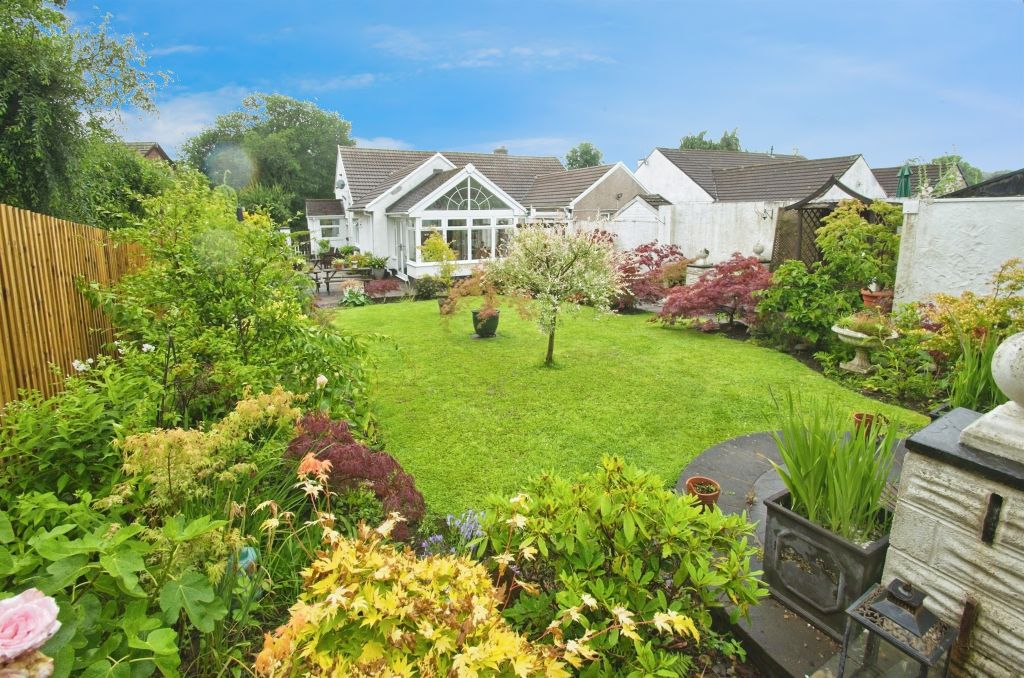 Property photo 2 of 24