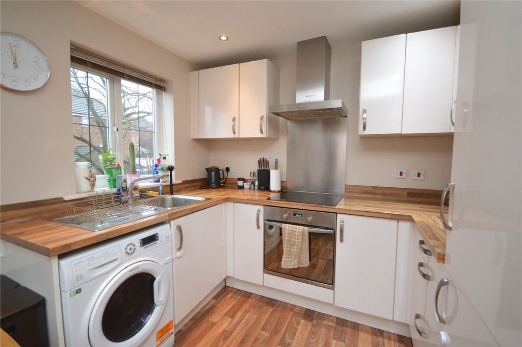 Property photo 3 of 7 Picture 3