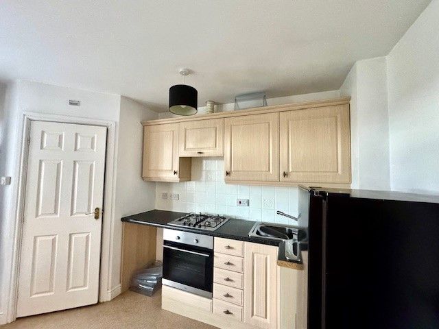 Property photo 2 of 8 Balcony