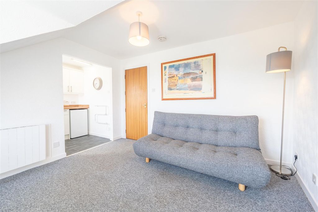 Property photo 3 of 18 Blackfriars-7.Jpg
