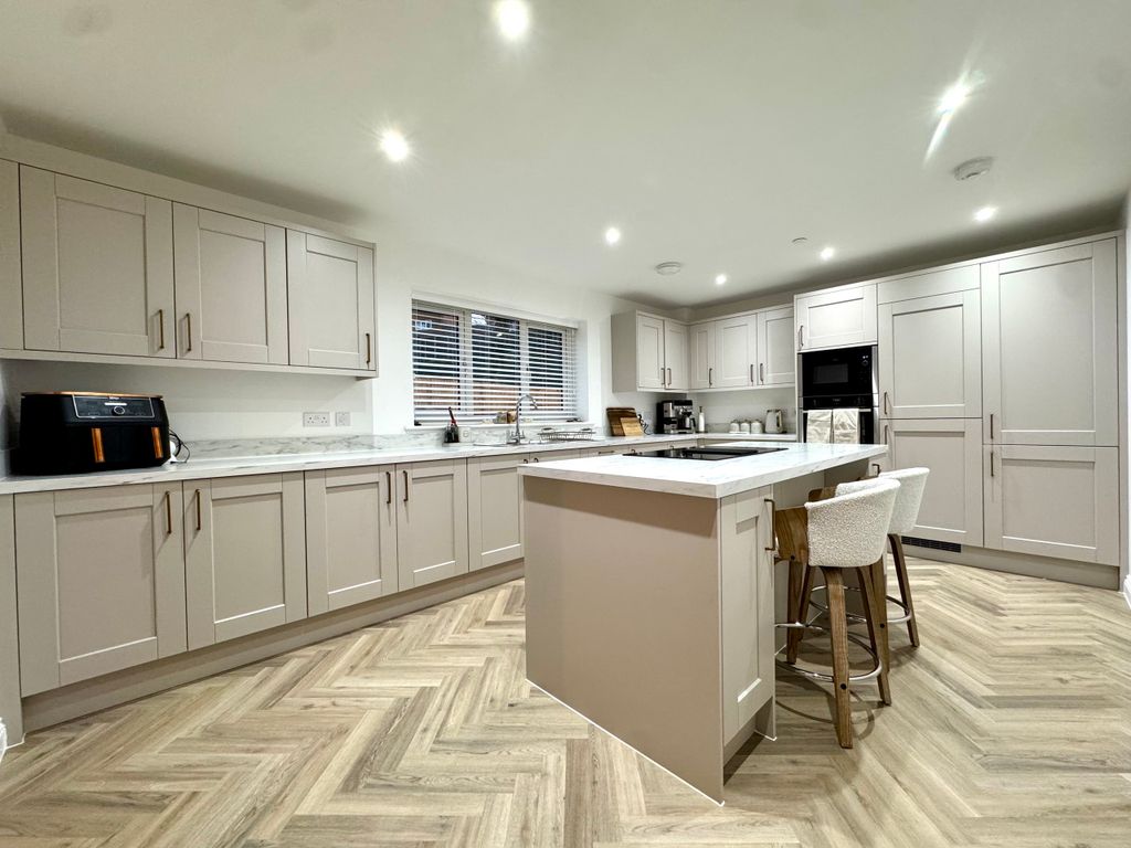 Property photo 3 of 14 Img_0518.Jpeg