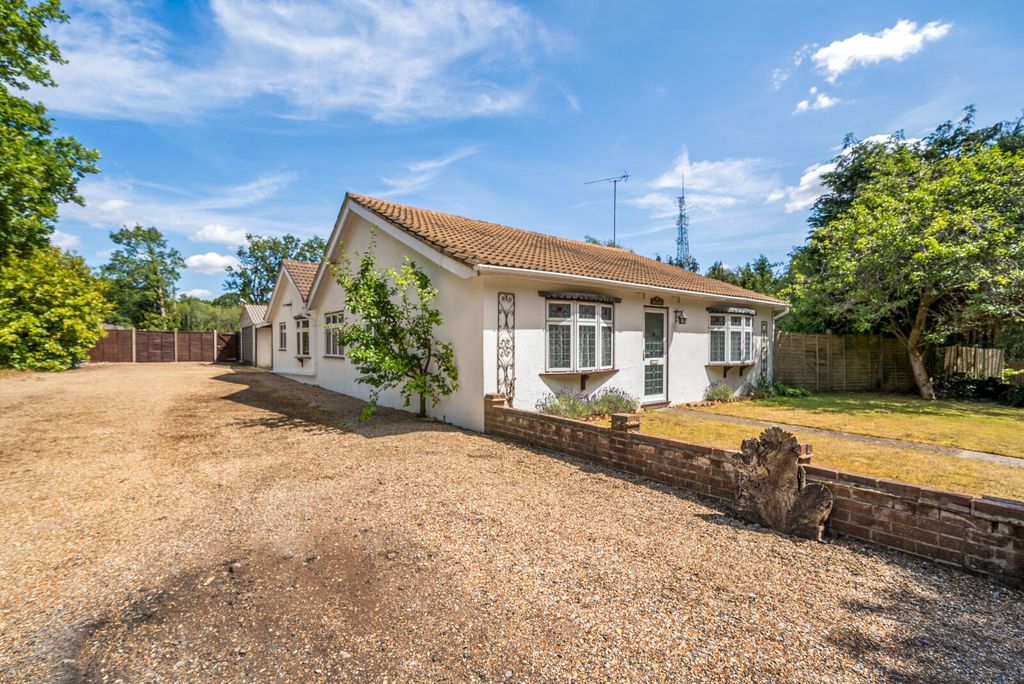 Property photo 1 of 24 1319877-8-6867d9F...