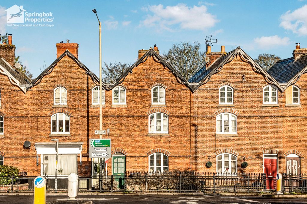 Property photo 1 of 18 Front View