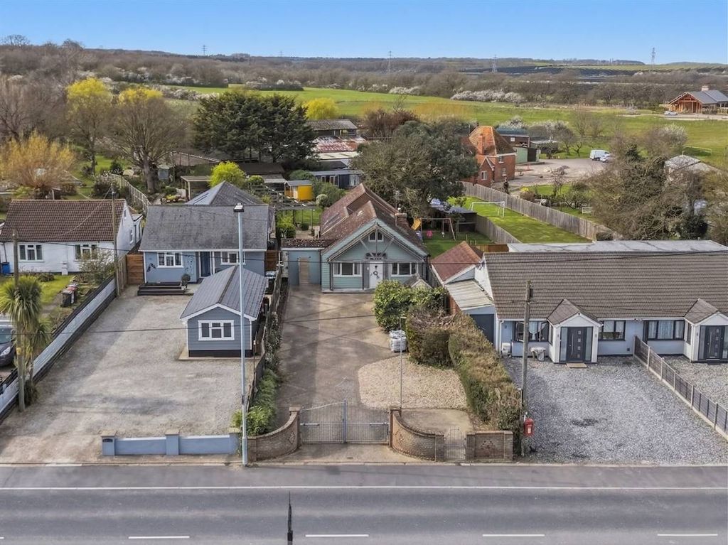 Property photo 1 of 39