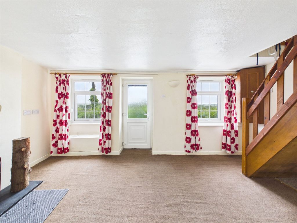 Property photo 3 of 23 Picture No. 07
