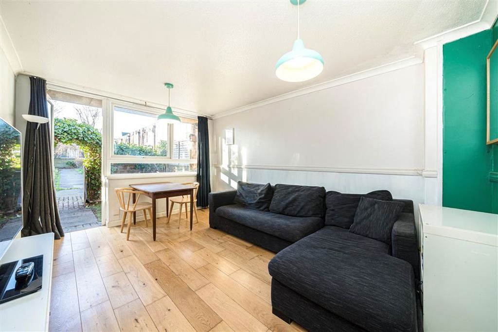 Property photo 3 of 8