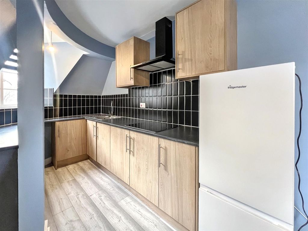 Property photo 2 of 7 Img_0718 (1).Jpg