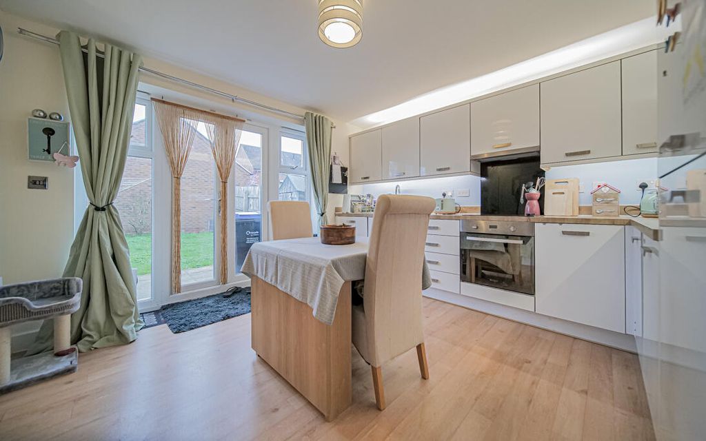 Property photo 2 of 14 P1068808.Jpg