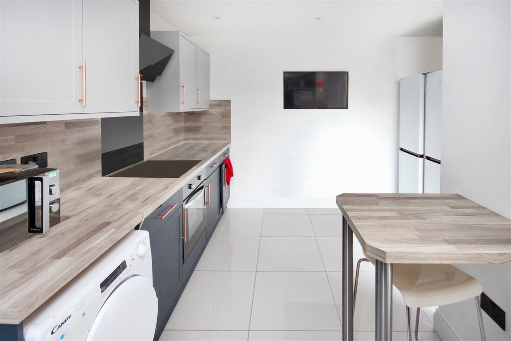 Property photo 3 of 4 Img_1584.Jpg