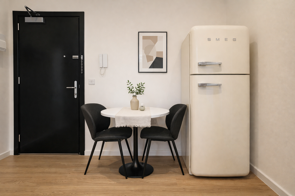 Property photo 2 of 7 Dining