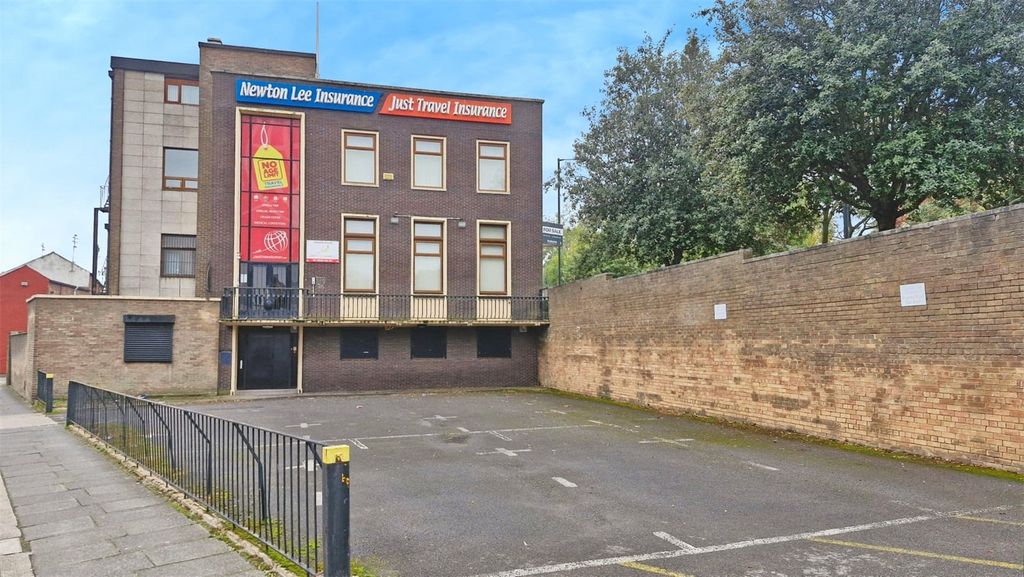 Property photo 1 of 24 Picture No. 68