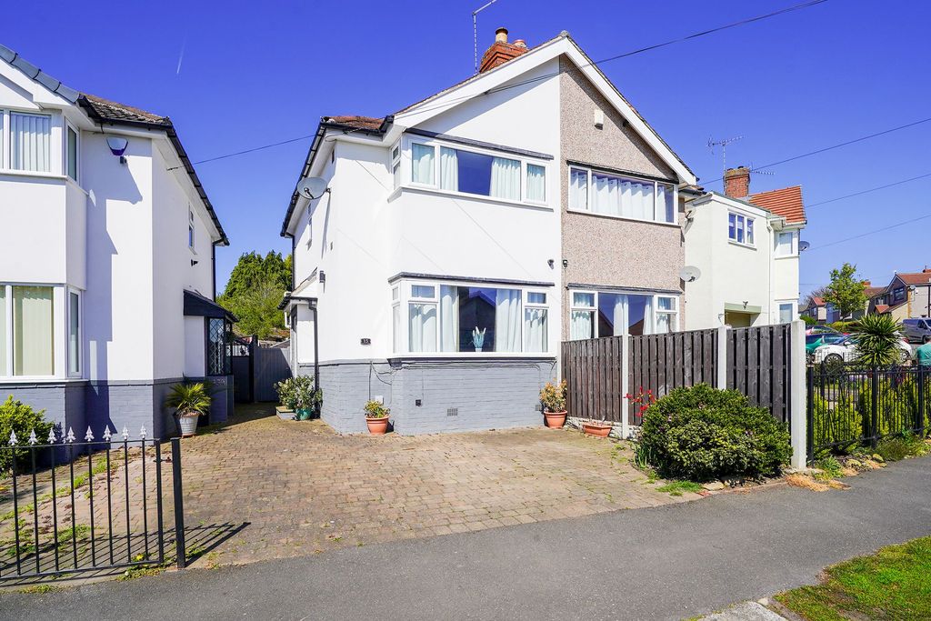 Property photo 1 of 14