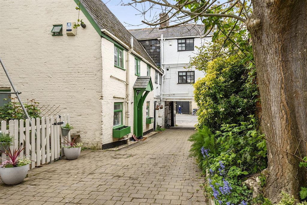 Property photo 1 of 15 1439630-1-69Dceb78351d6.Jpg