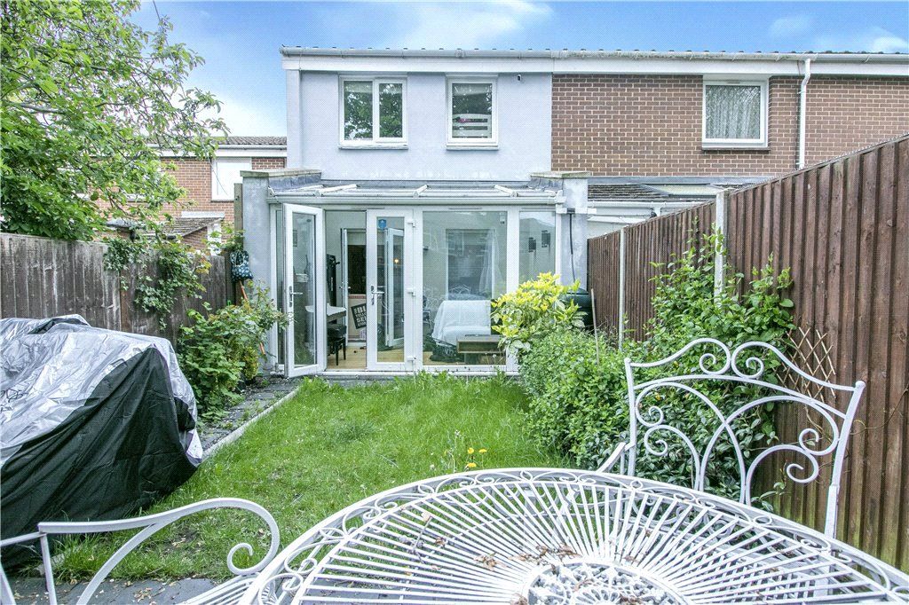 Property photo 3 of 12 Garden