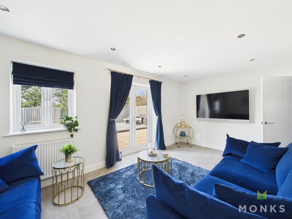 Property photo 2 of 18 Cam01520G0-Pr0168-Still008.Jpg