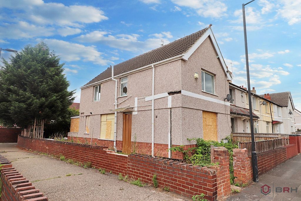 Property photo 1 of 3