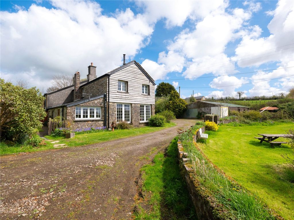 Property photo 3 of 35 Picture No. 05