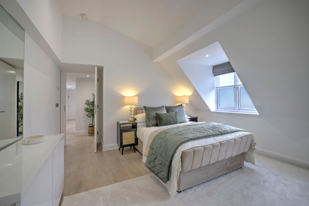 Property photo 3 of 16 Picture 4