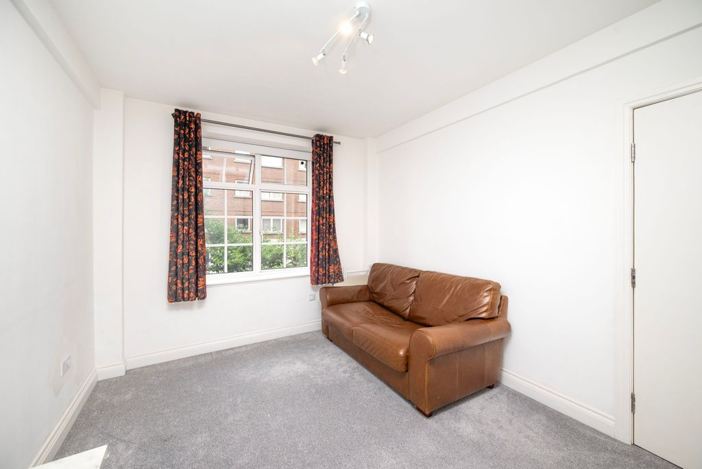 Property photo 3 of 9 Picture No. 07