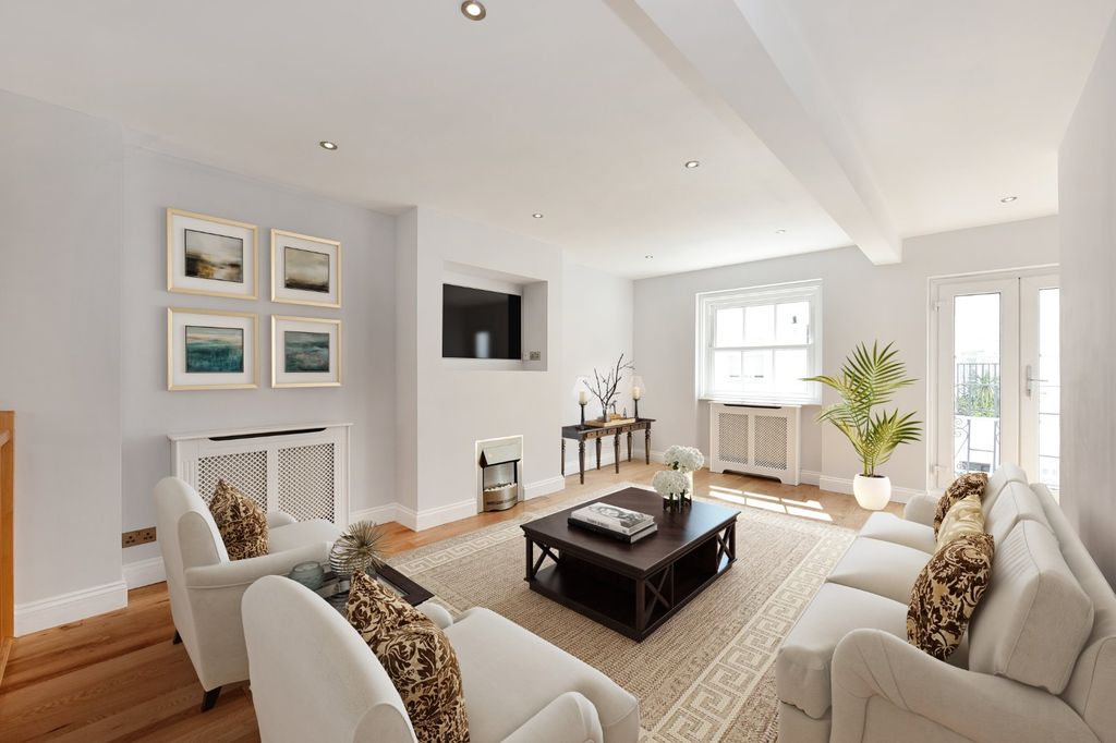 Property photo 3 of 13 Reception Room