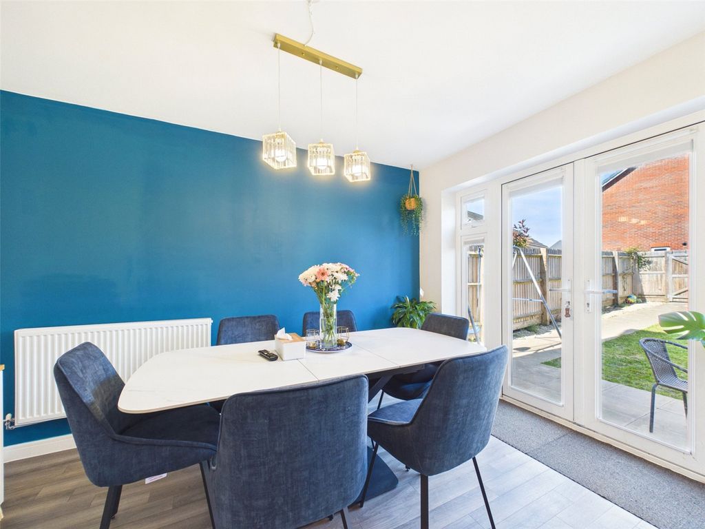 Property photo 3 of 13 Picture No. 05