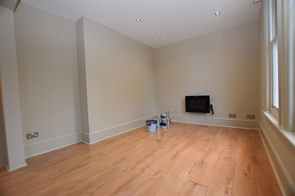 Property photo 1 of 11 Dsc_1203.Jpg