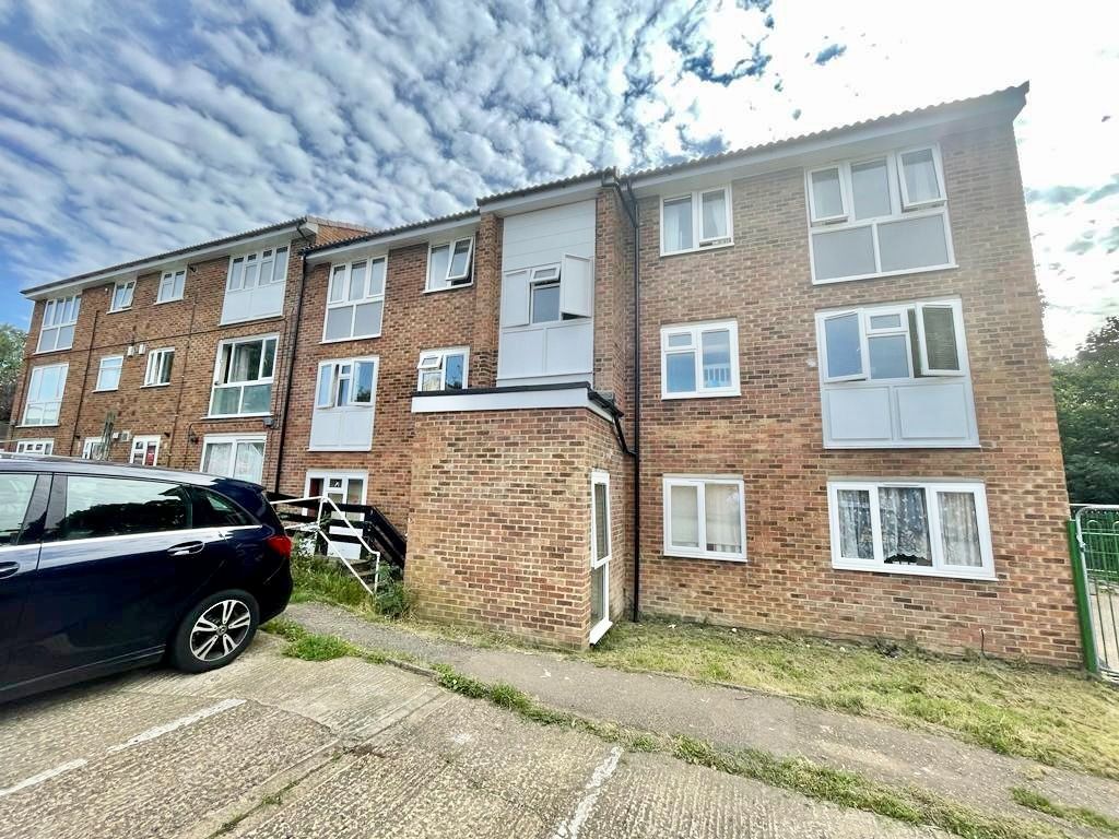 Property photo 1 of 11 1012920
